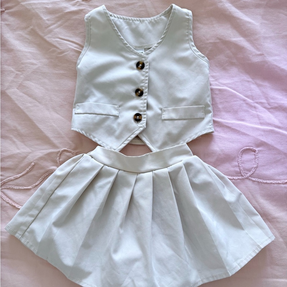 Elegant White Buttoned Vest and Skirt Set